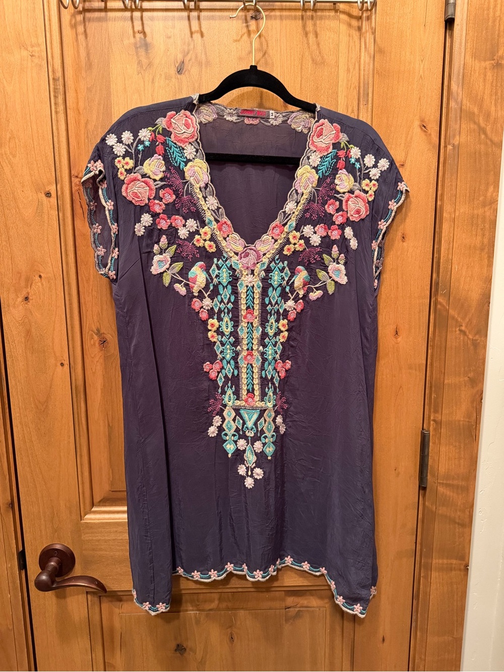 Johnny Was Purple Embroidered V-Neck Tunic with Multicolor Floral Accents